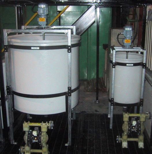 Crud treatment tanks for a solvent extraction pilot plant process.